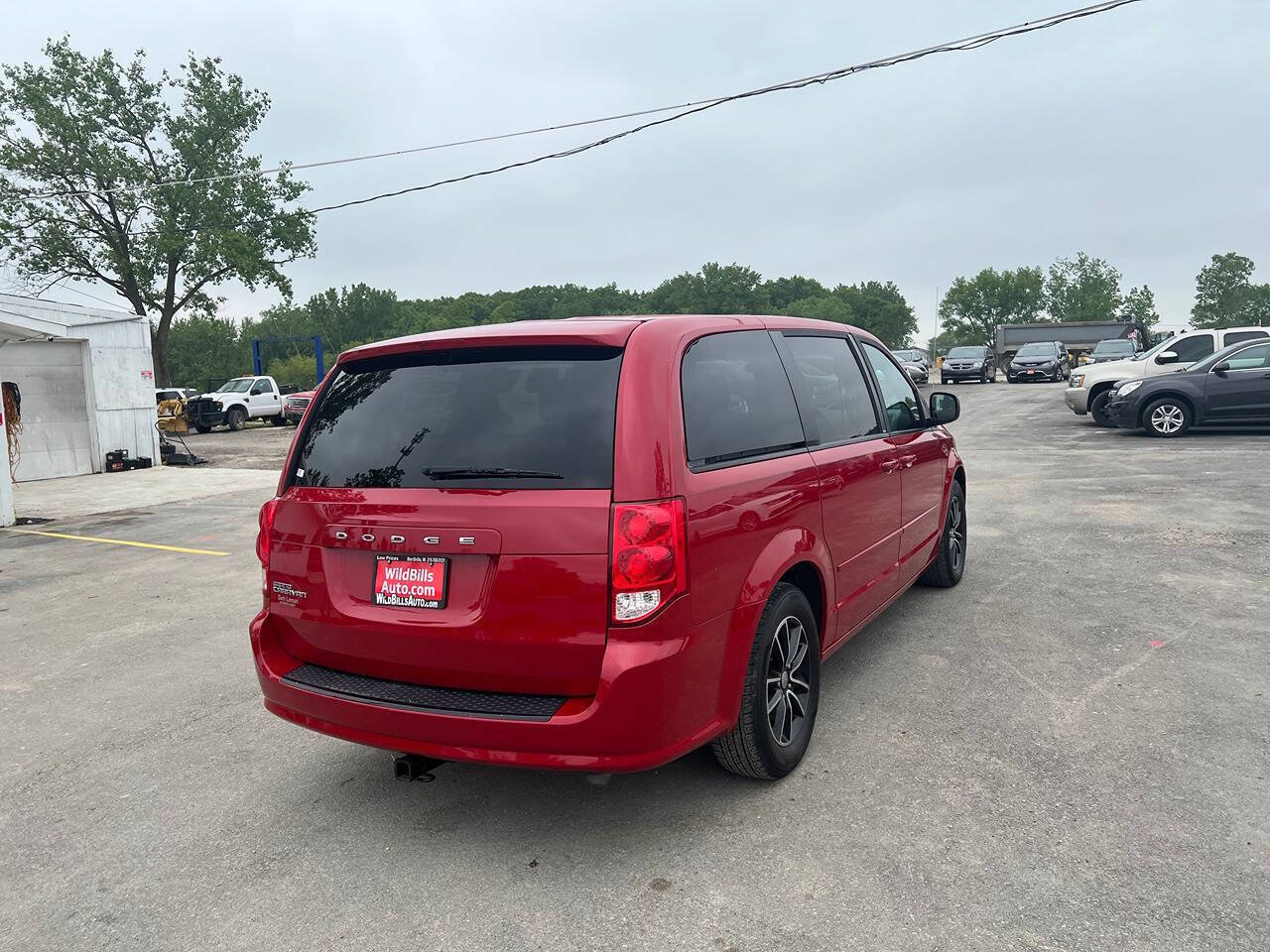 Used 2014 Dodge Grand Caravan SXT w/ Blacktop Package FWD image 6