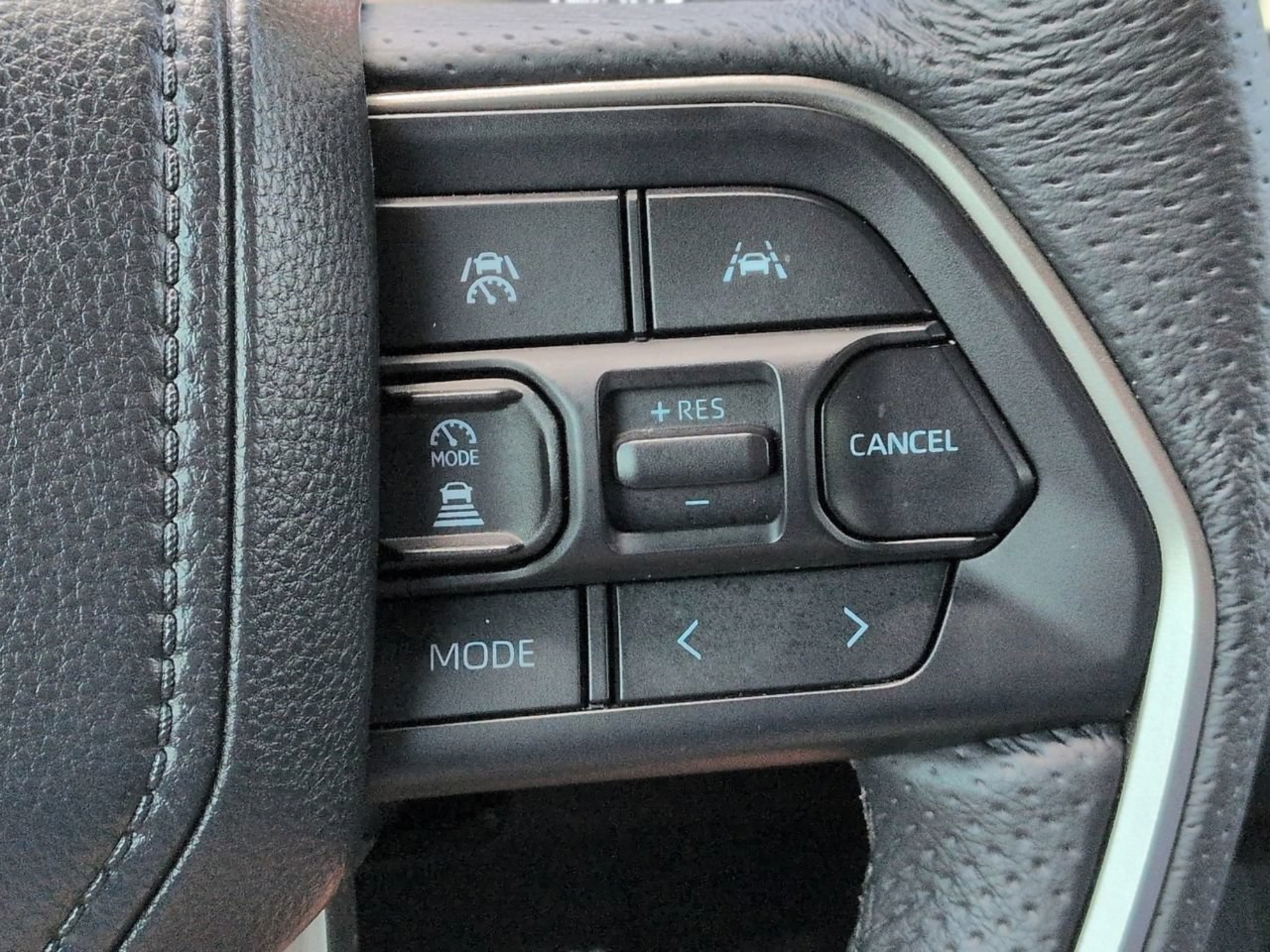 Used 2025 Toyota Tacoma TRD Sport RWD image 28