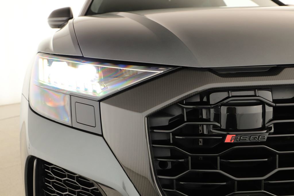 Used 2021 Audi RS Q8 w/ Carbon Optic Package AWD/4WD image 40