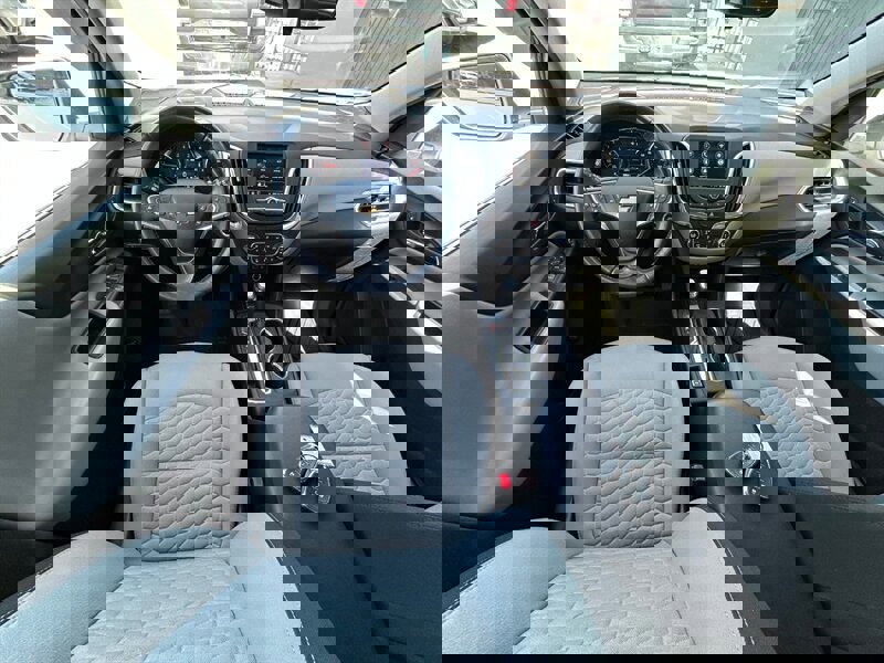 Used 2019 Chevrolet Equinox LT w/ Driver Convenience Package image 13