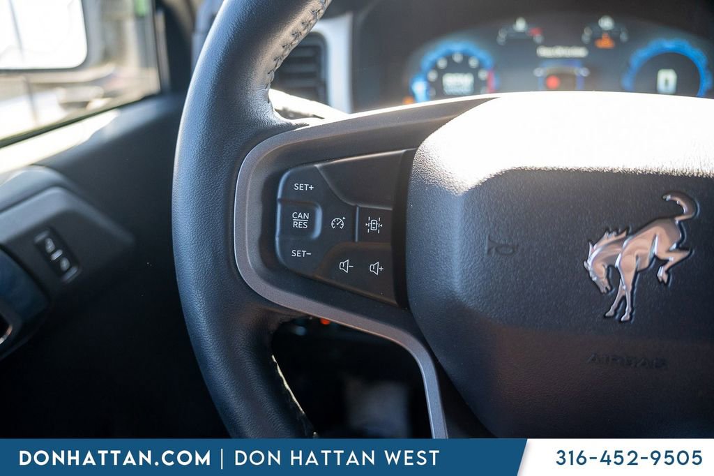 Used 2025 Ford Bronco Outer Banks image 12