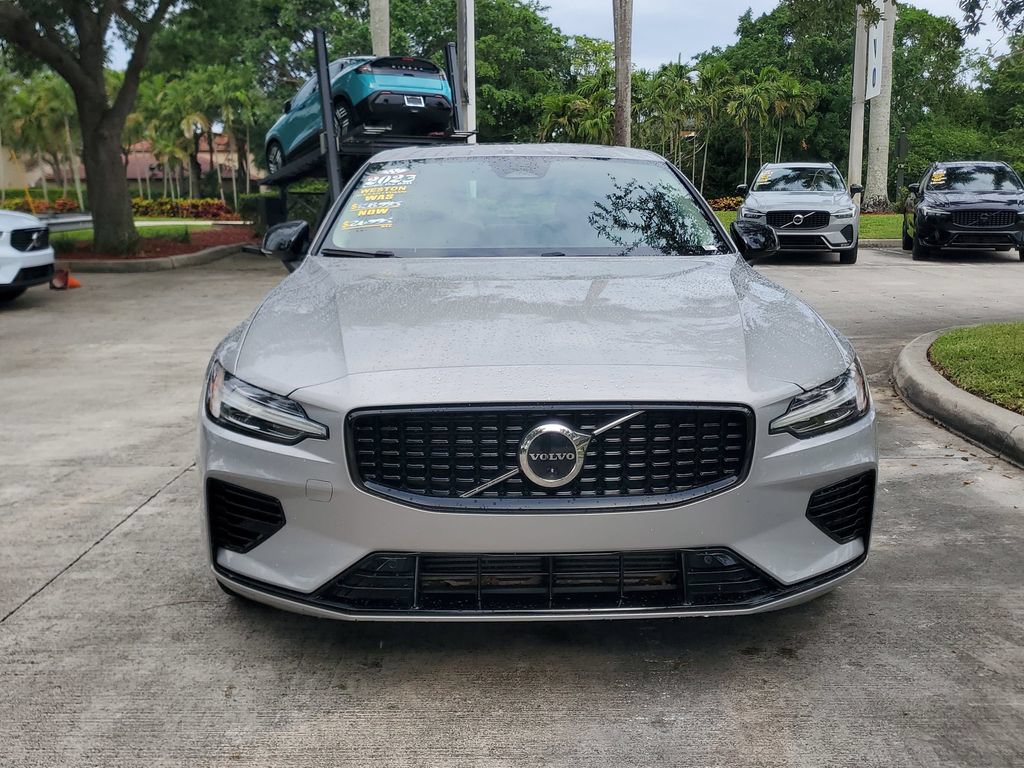 Certified 2023 Volvo S60 T8 Plus AWD/4WD image 2