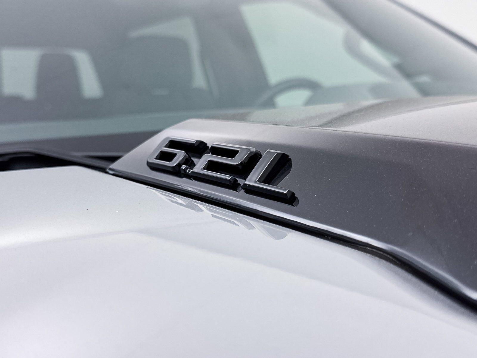 Used 2025 Chevrolet Silverado 1500 ZR2 w/ Technology Package image 11