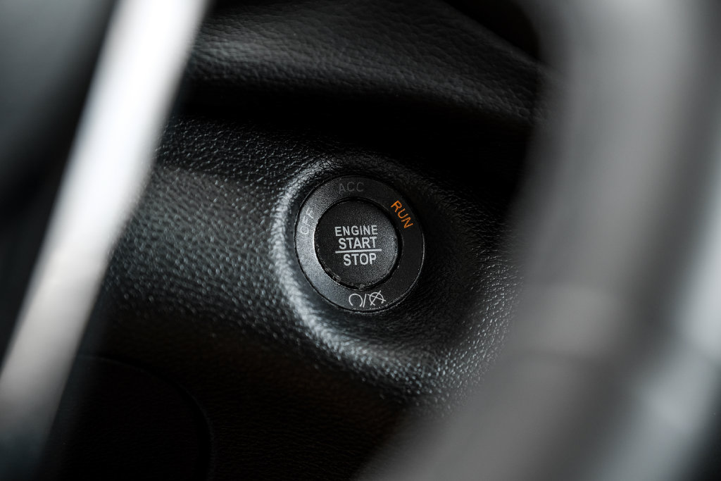 Used 2023 Jeep Cherokee Altitude Lux AWD/4WD image 29