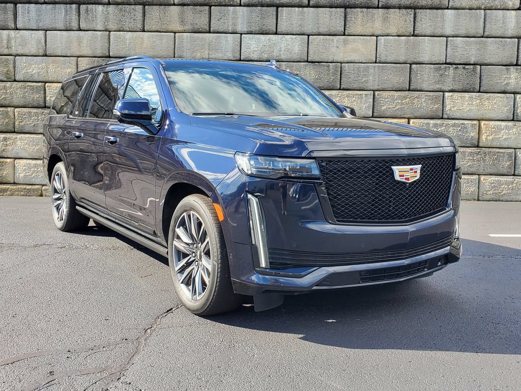 Used 2021 Cadillac Escalade ESV Sport w/ Driver Assist Tech Package AWD/4WD image 7