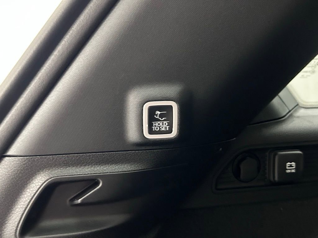 New 2025 Jeep Grand Cherokee Overland w/ Adv Protech Group III image 11