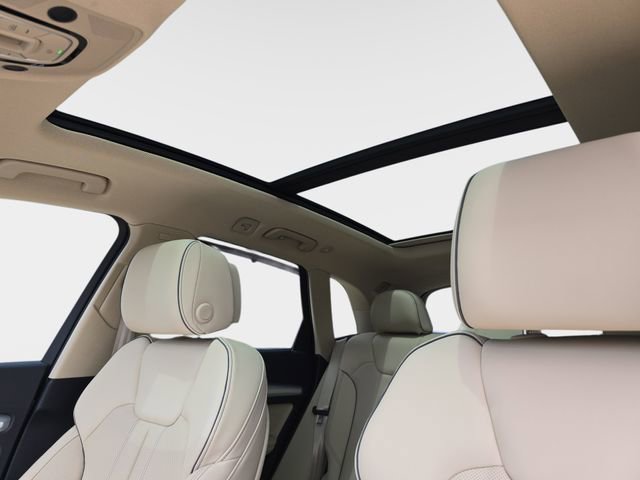 Certified 2024 Audi Q5 2.0T Prestige AWD/4WD image 33