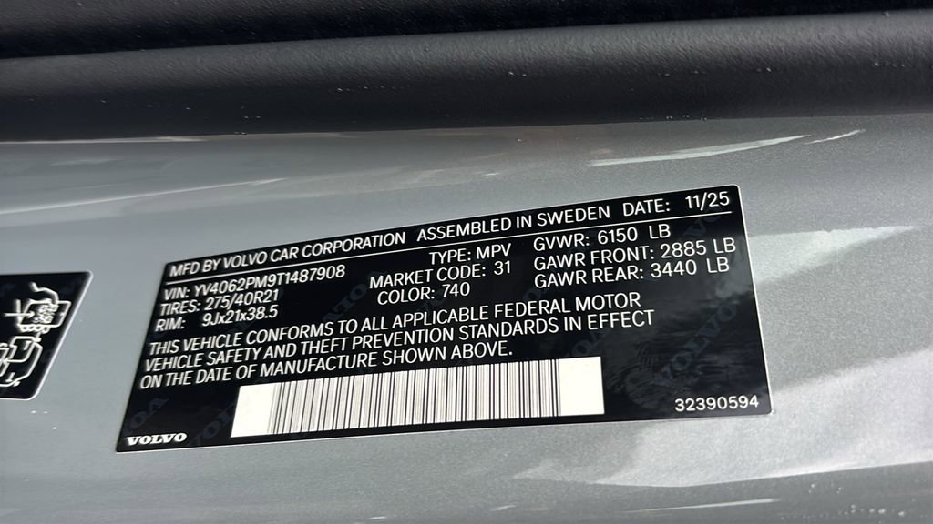 New 2026 Volvo XC90 B6 Ultra image 37