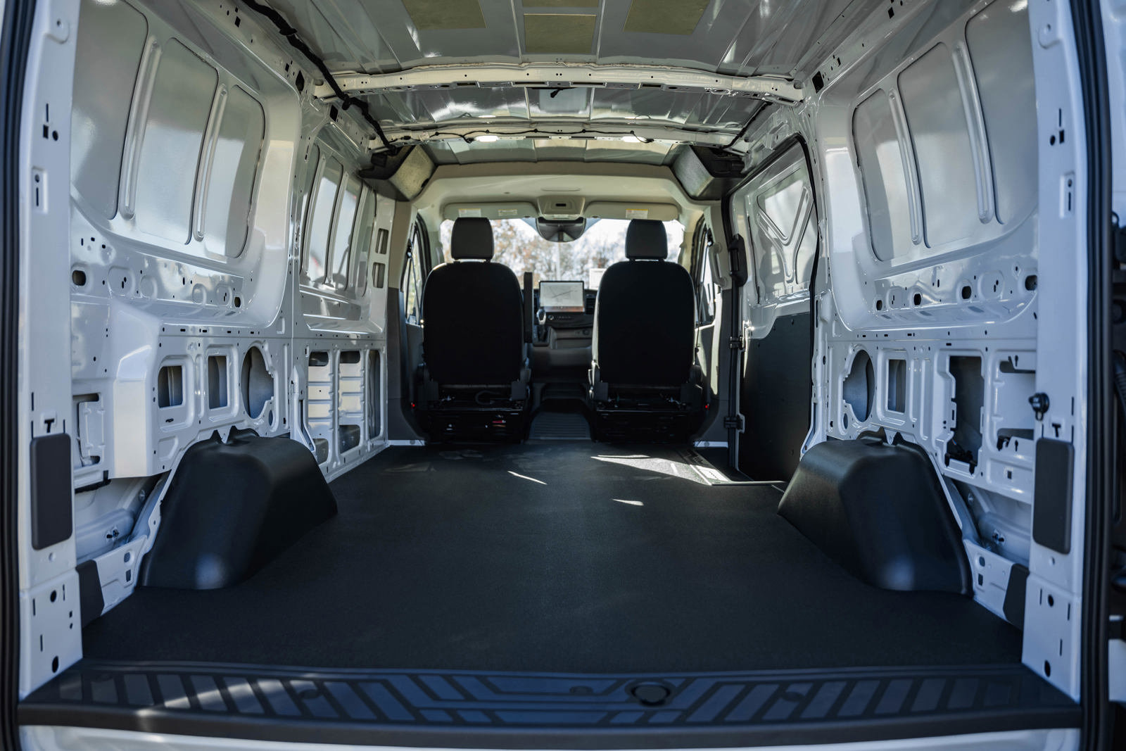 New 2026 Ford Transit 250 Low Roof RWD image 10