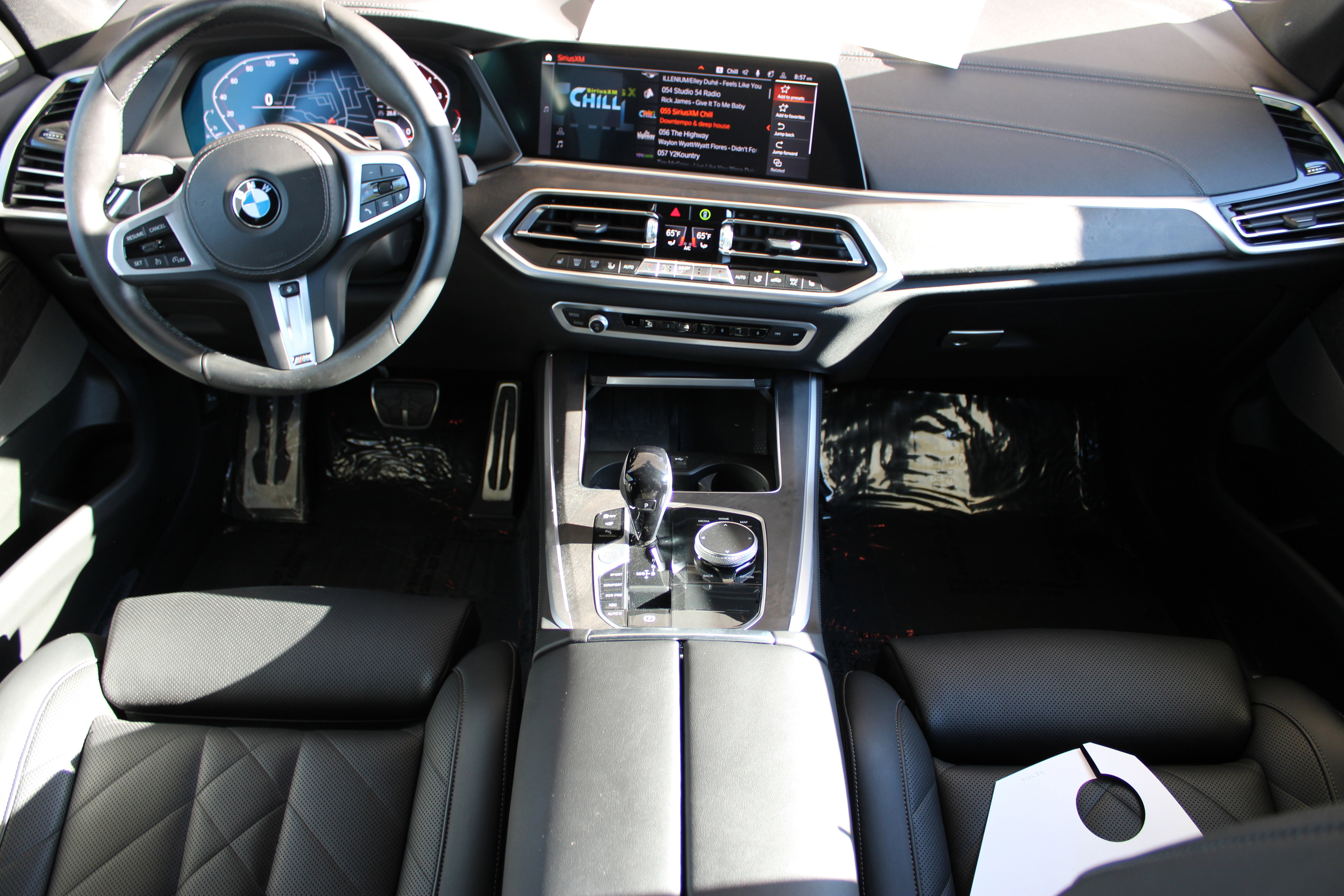 Used 2023 BMW X5 xDrive40i w/ M Sport Package image 26