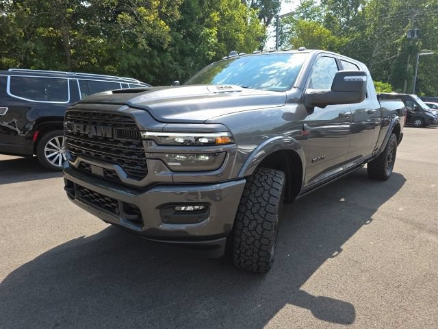 Used 2025 RAM 2500 Limited AWD/4WD image 6