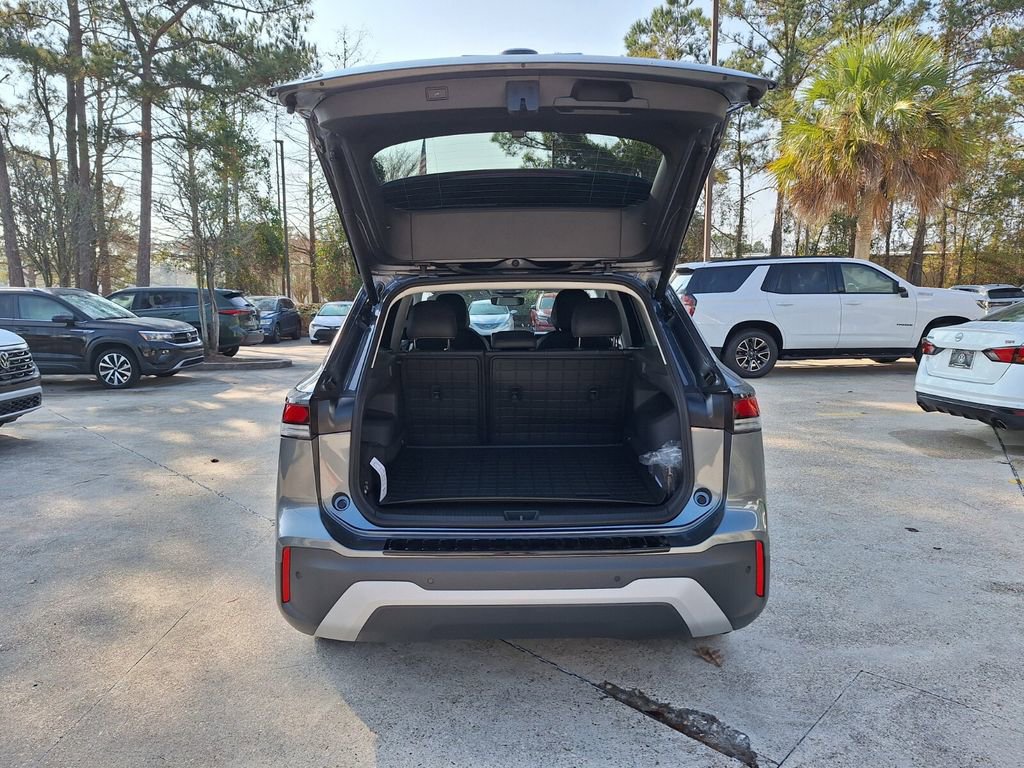 New 2026 Volkswagen Tiguan SE image 25