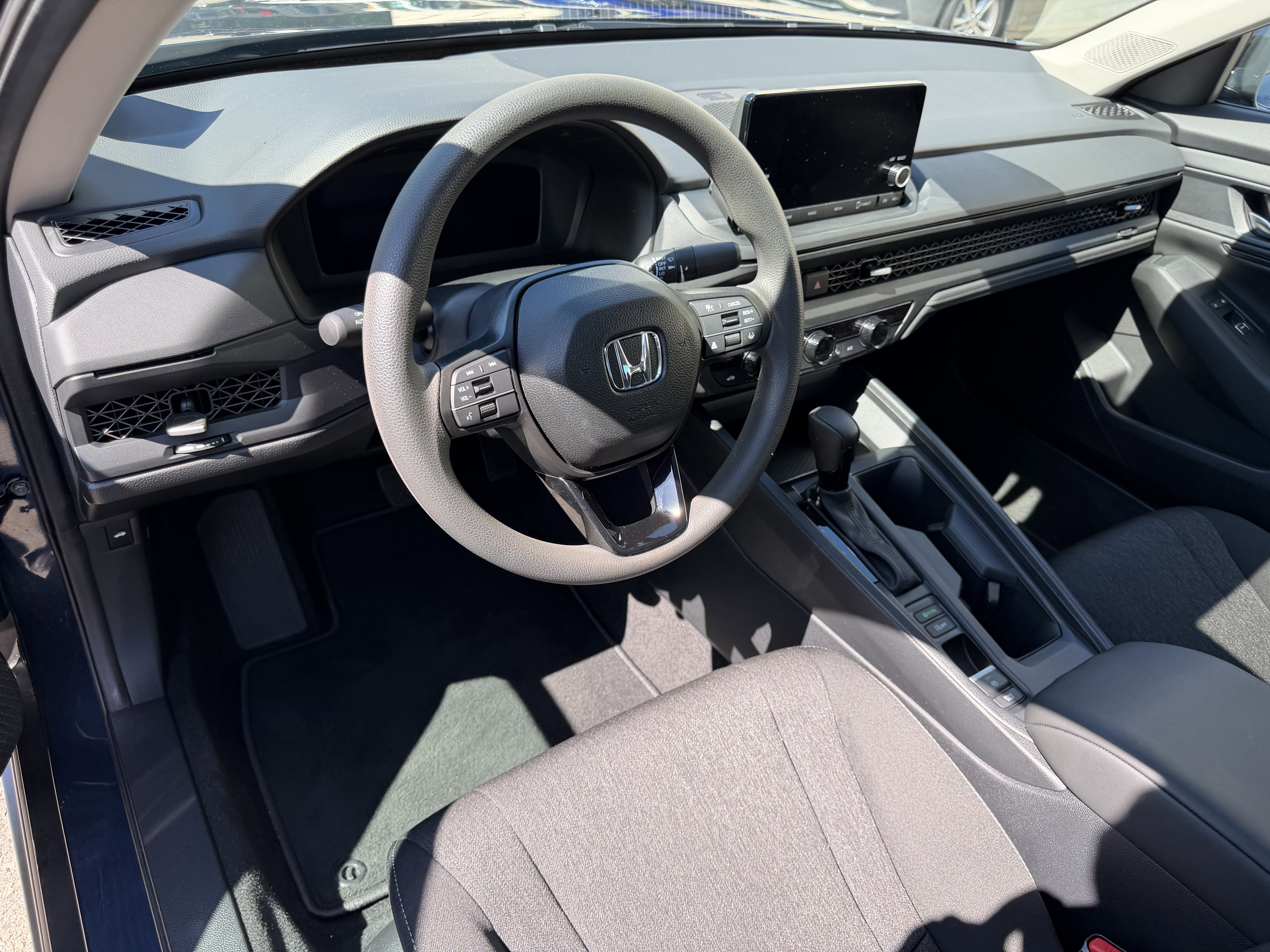 Used 2025 Honda Accord SE image 13