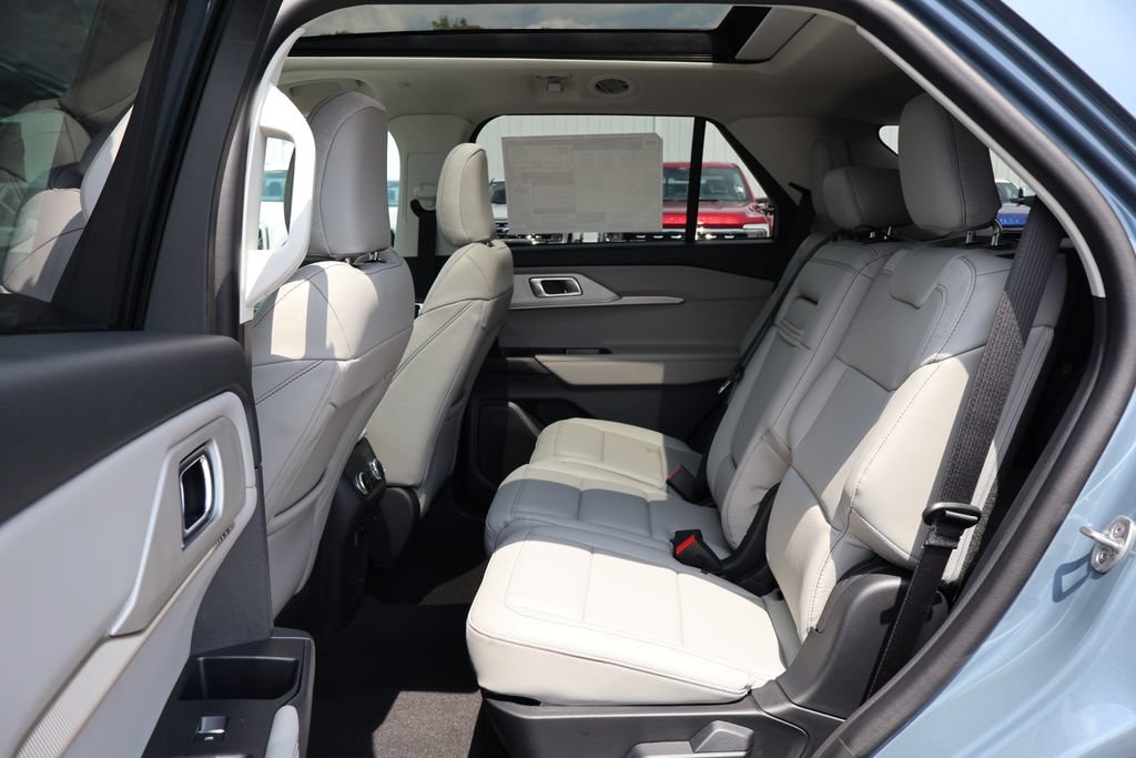 New 2026 Ford Explorer Active w/ Active Comfort Package AWD/4WD image 18
