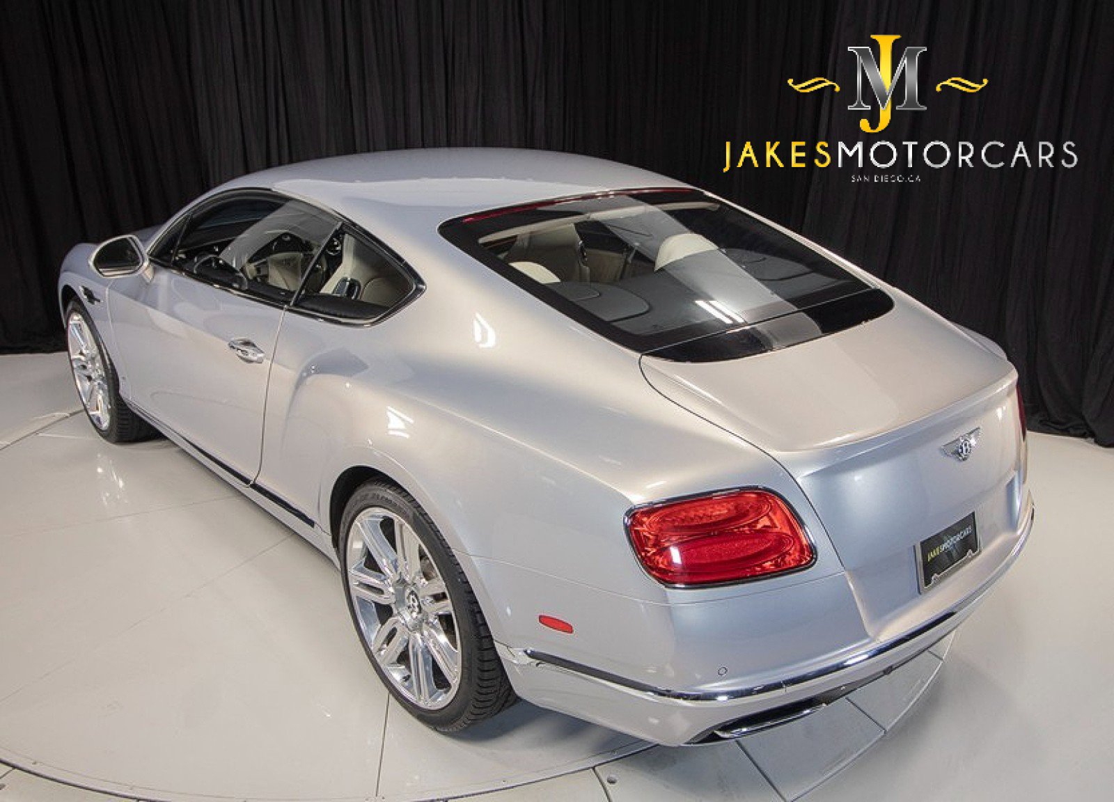 Used 2017 Bentley Continental GT image 7