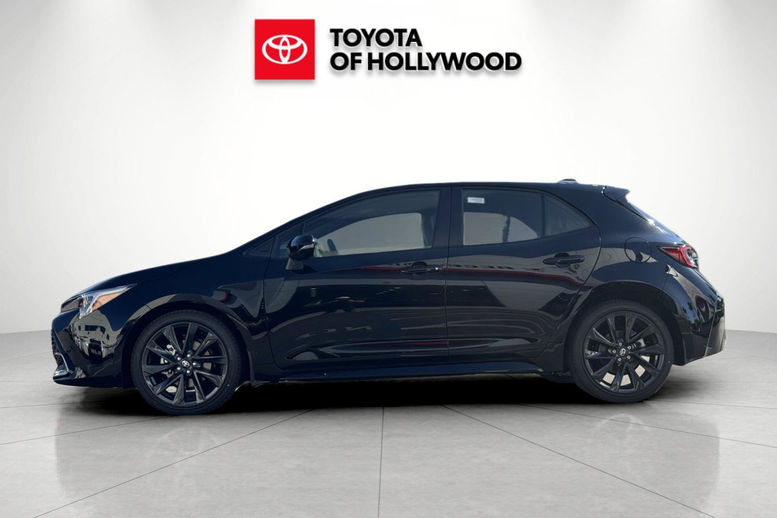 New 2027 Toyota Corolla XSE FWD image 9