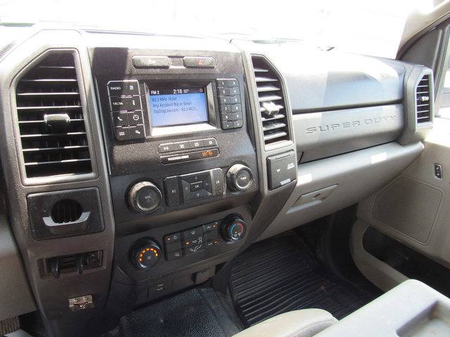 Used 2020 Ford F550 2WD Crew Cab Super Duty image 34