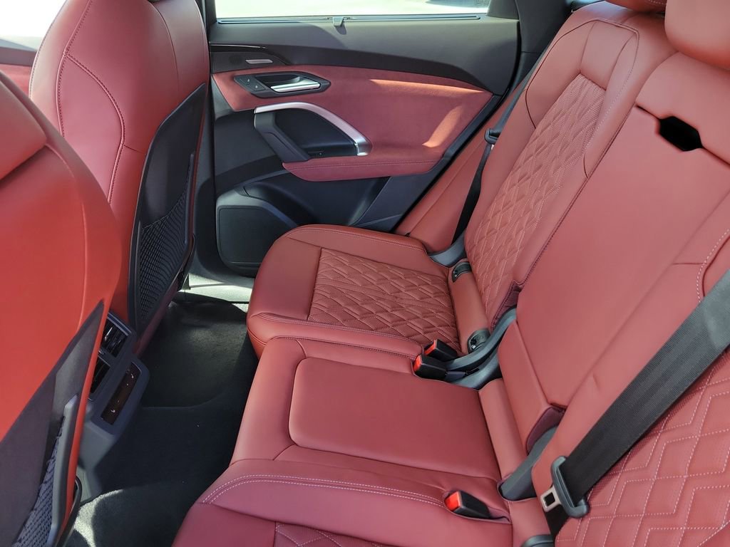 New 2025 Audi SQ5 Prestige image 24