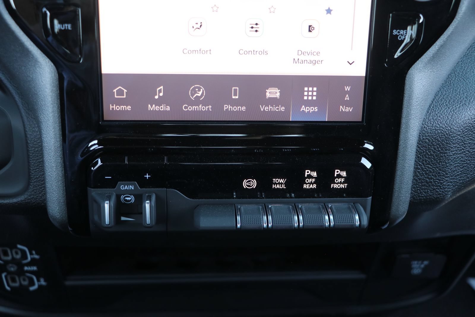 New 2026 RAM 2500 Tradesman AWD/4WD image 21