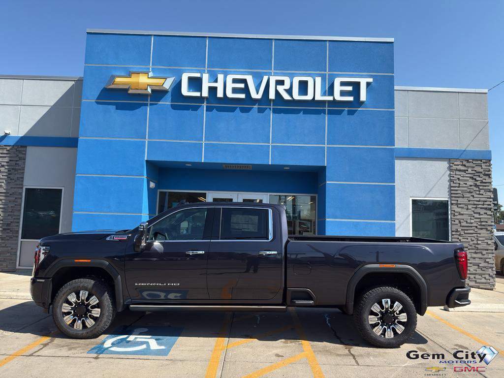 New 2025 GMC Sierra 2500 Denali w/ Denali Reserve Package image 1