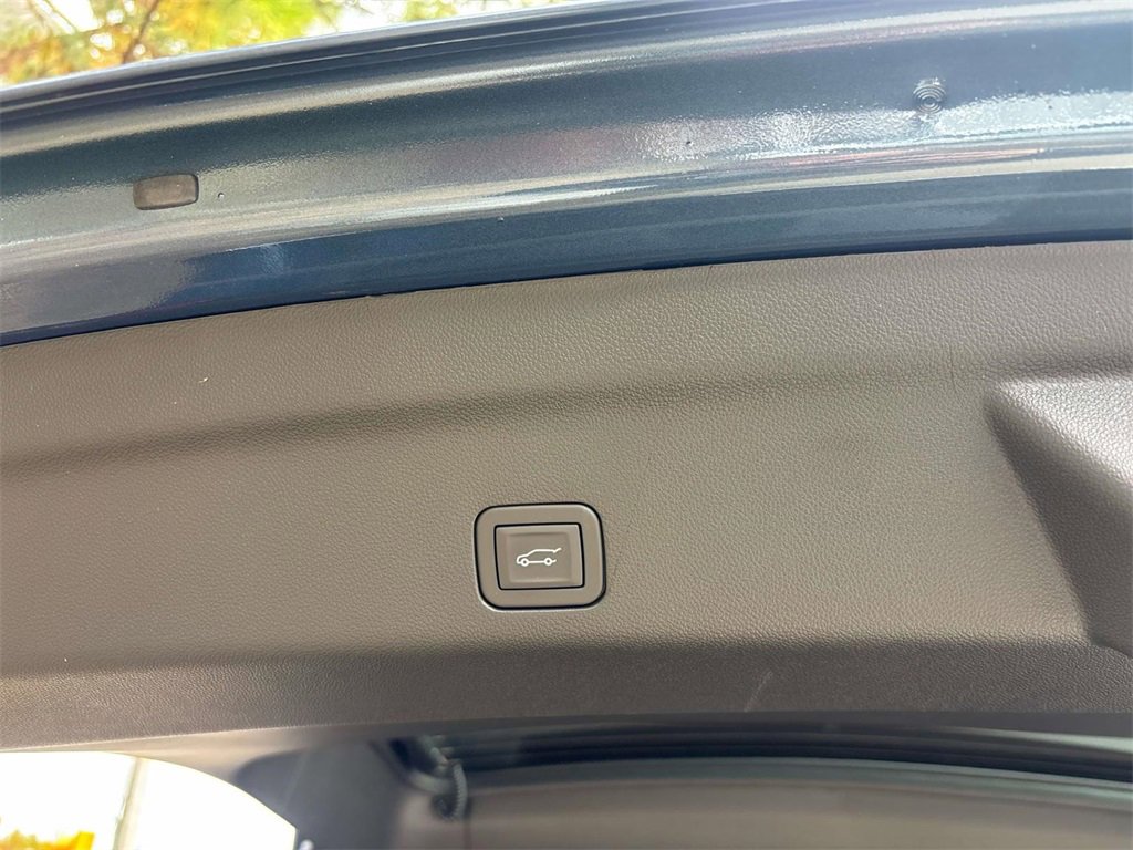 New 2026 GMC Yukon Elevation image 5