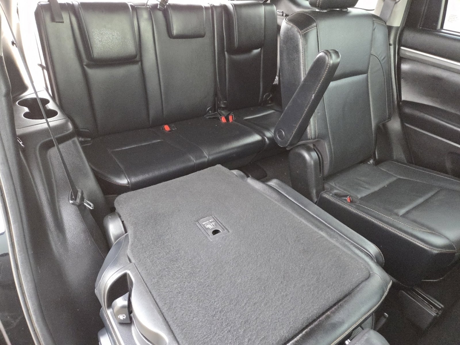 Used 2019 Toyota Highlander Limited image 24