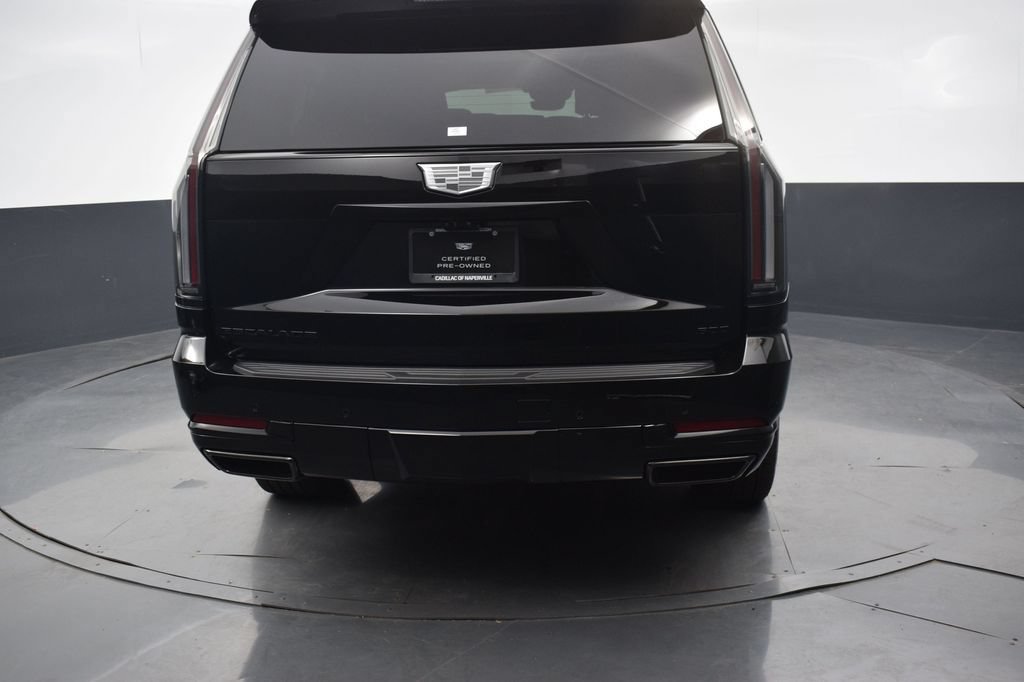 Certified 2026 Cadillac Escalade ESV Sport w/ LPO, ONYX Package AWD/4WD image 5