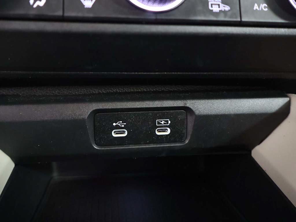 Used 2023 Honda Accord EX image 48