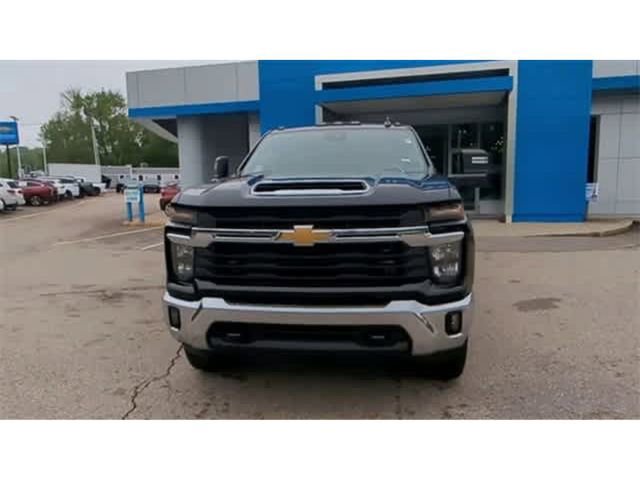 New 2025 Chevrolet Silverado 2500 LT image 3