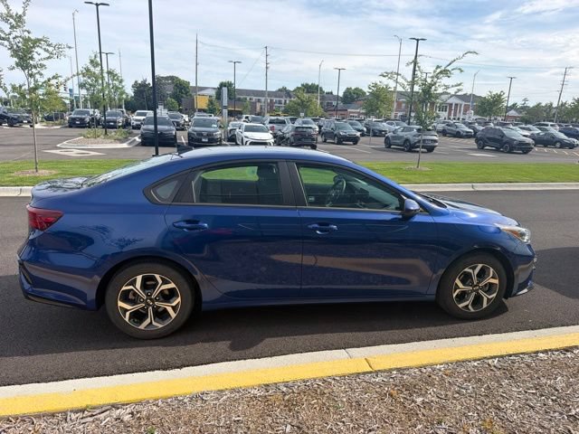 Used 2020 Kia Forte LXS FWD image 11