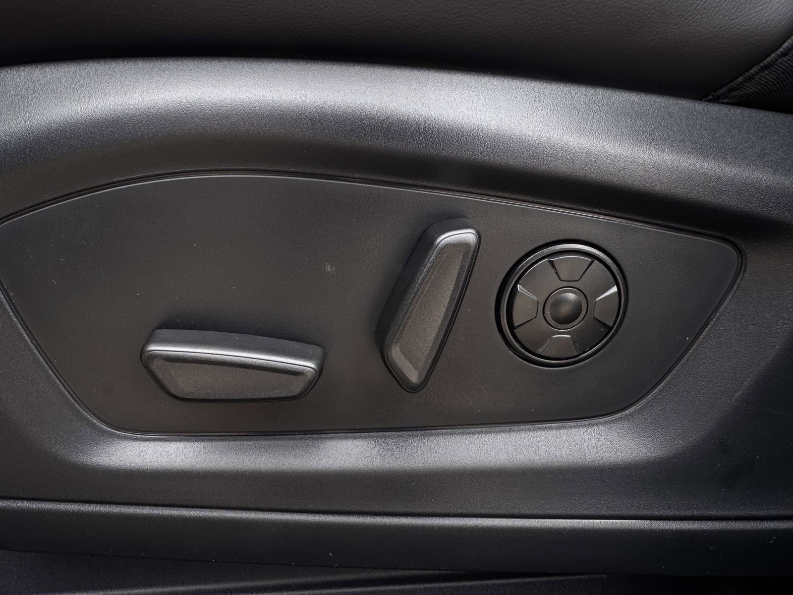 New 2026 Ford Explorer ST image 23