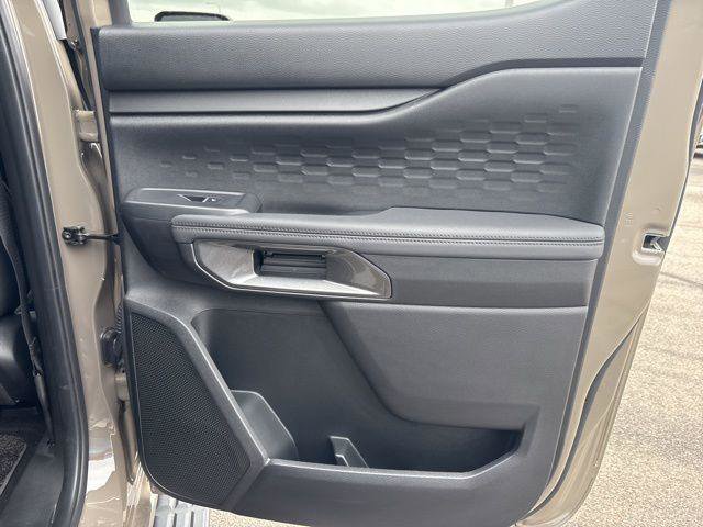 Used 2025 Ford Ranger XLT AWD/4WD image 15