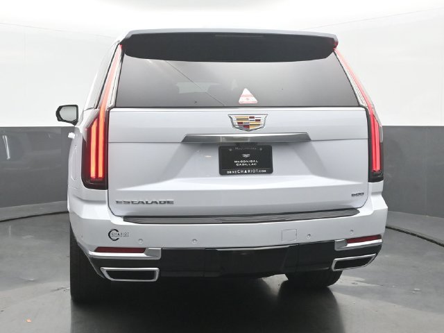 New 2026 Cadillac Escalade Luxury w/ Touring Package AWD/4WD image 5