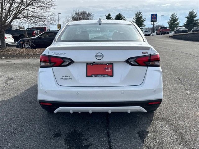 New 2025 Nissan Versa SR w/ Trunk Package image 5