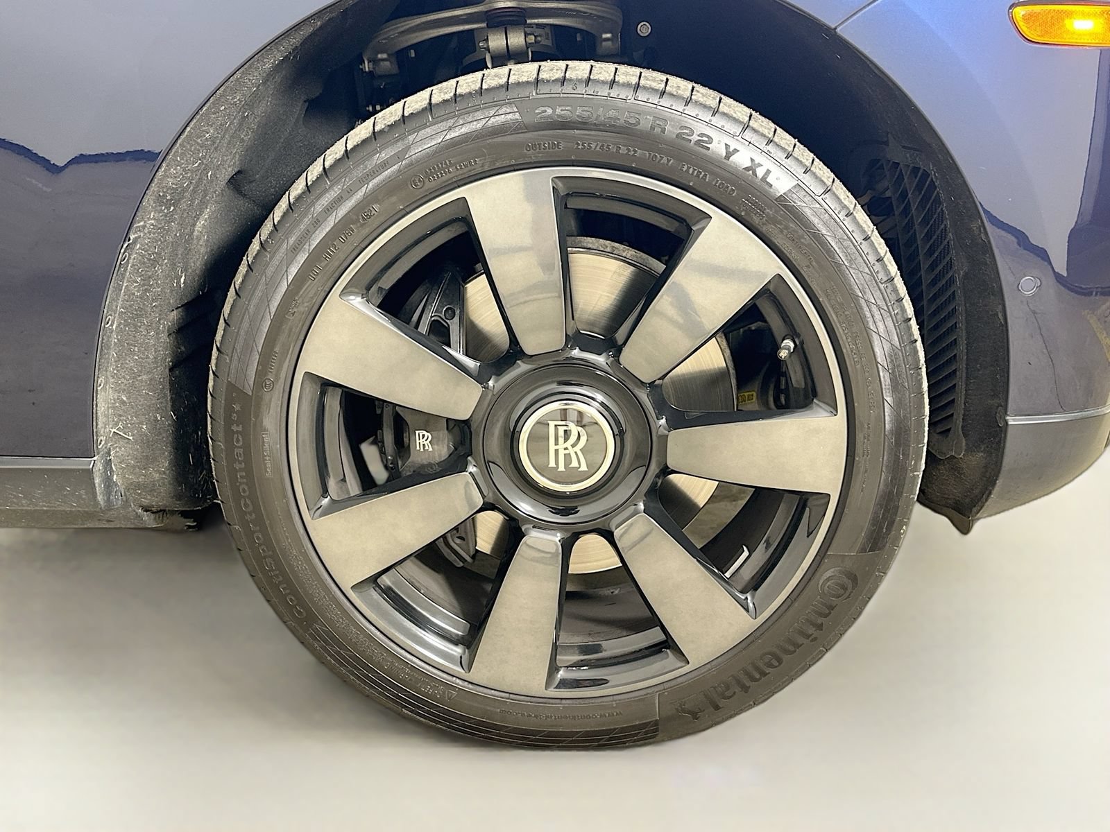 Used 2019 Rolls-Royce Cullinan AWD/4WD image 6