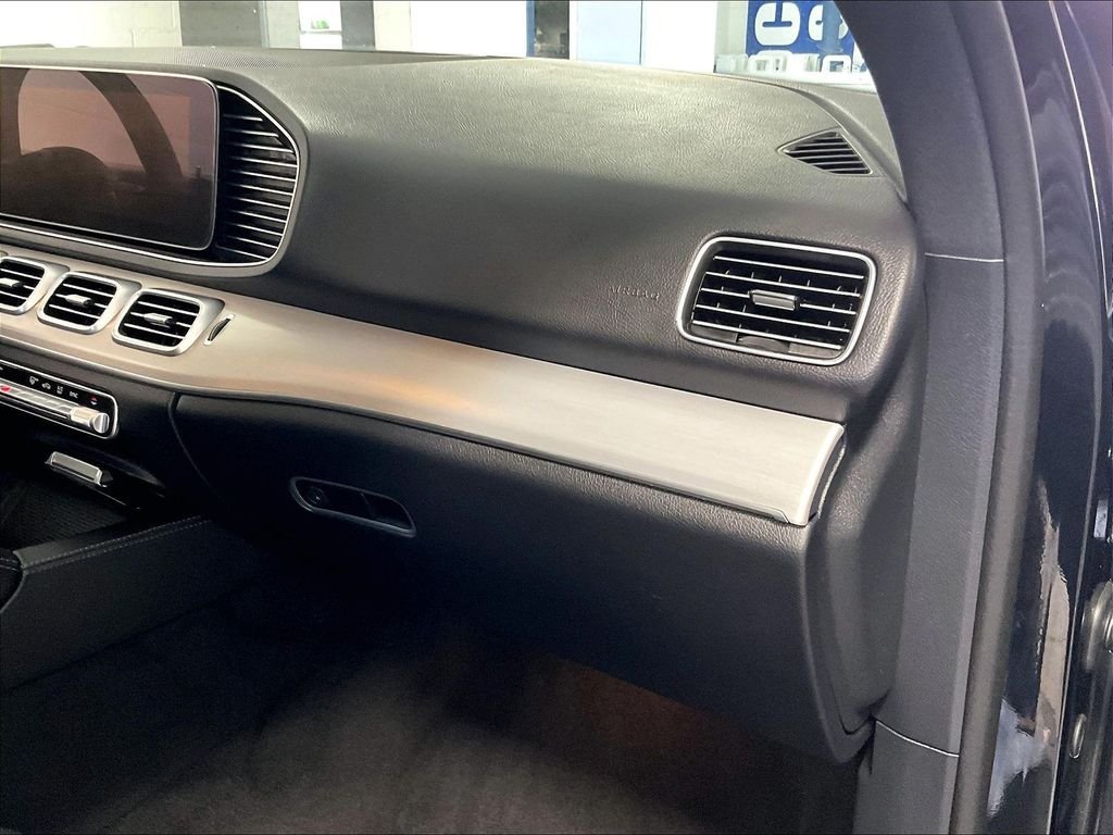 Used 2025 Mercedes-Benz GLE 350 4MATIC image 13