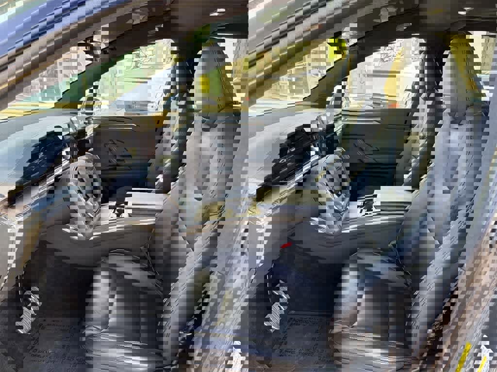 Used 2022 Tesla Model X Plaid image 26