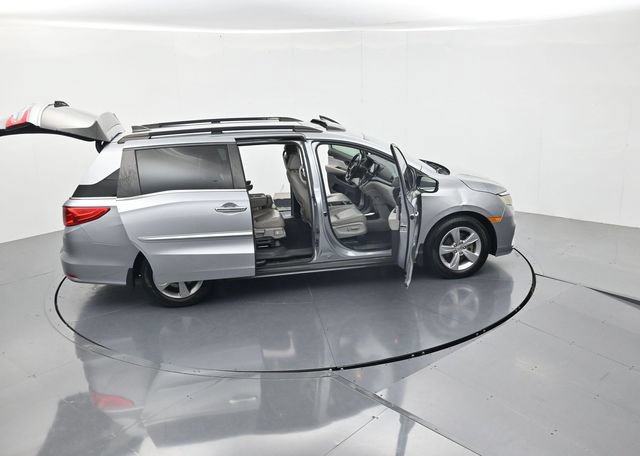 Used 2018 Honda Odyssey EX-L image 47