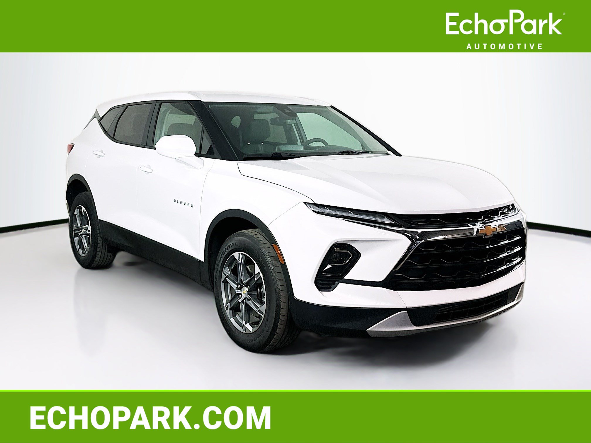 Used 2025 Chevrolet Blazer LT AWD/4WD image 1
