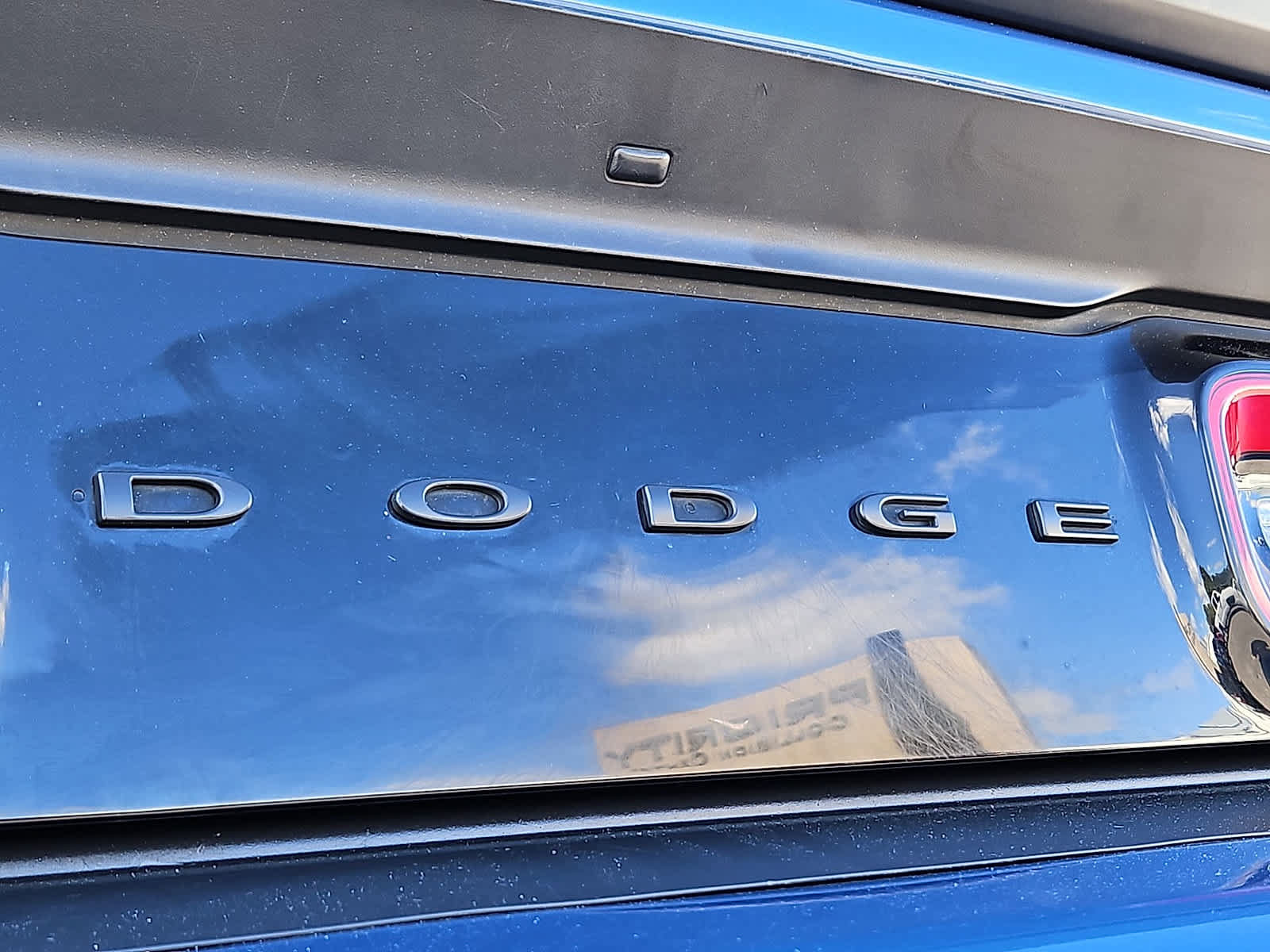Used 2020 Dodge Challenger SXT w/ Blacktop Package AWD/4WD image 34