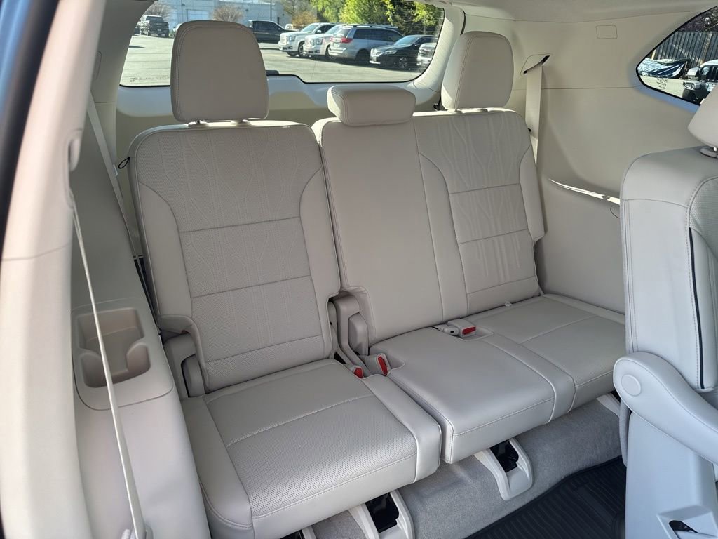 New 2026 Buick Enclave Avenir w/ Super Cruise Package image 13