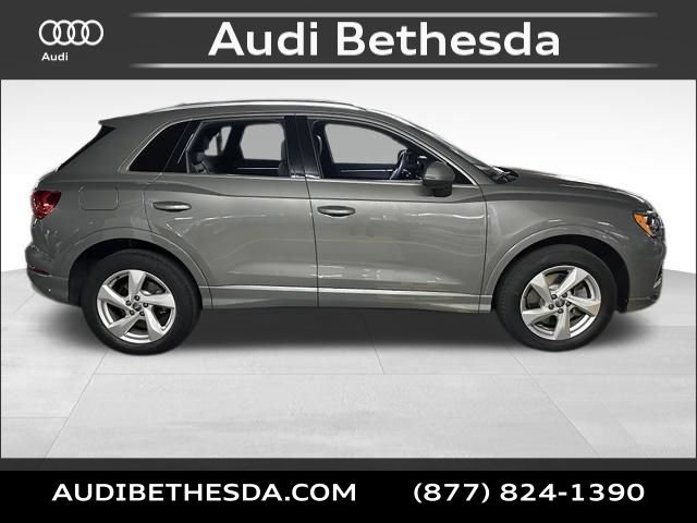 Used 2020 Audi Q3 2.0T Premium w/ Convenience Package AWD/4WD image 8