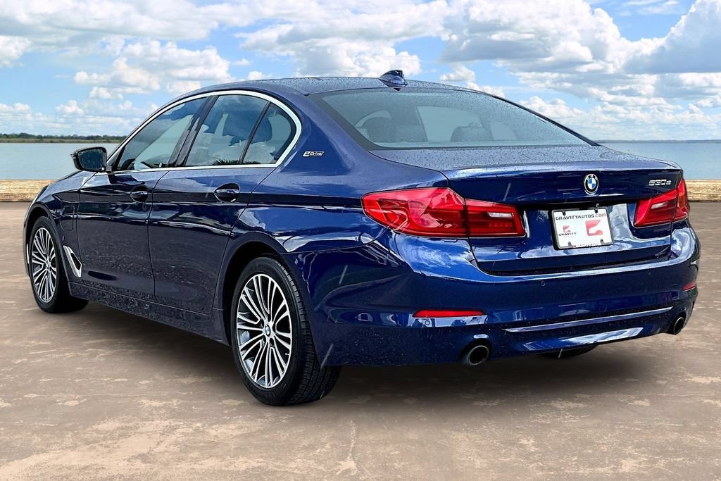Used 2019 BMW 530e xDrive w/ Luxury Seating Package AWD/4WD image 6