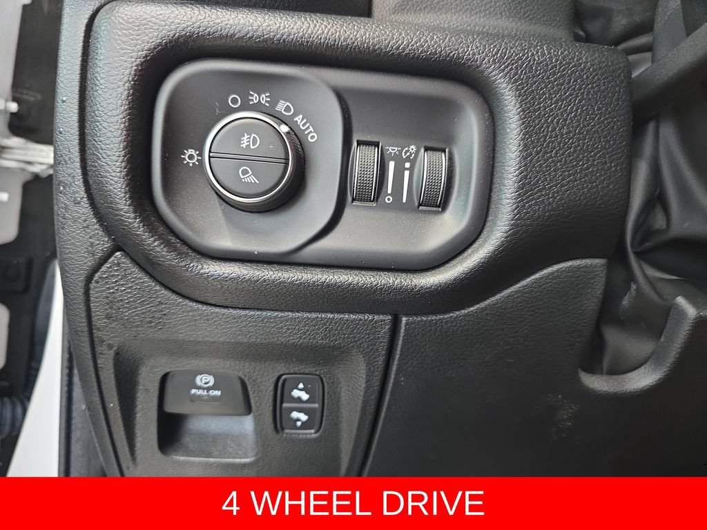 Used 2022 RAM 1500 Laramie AWD/4WD image 26