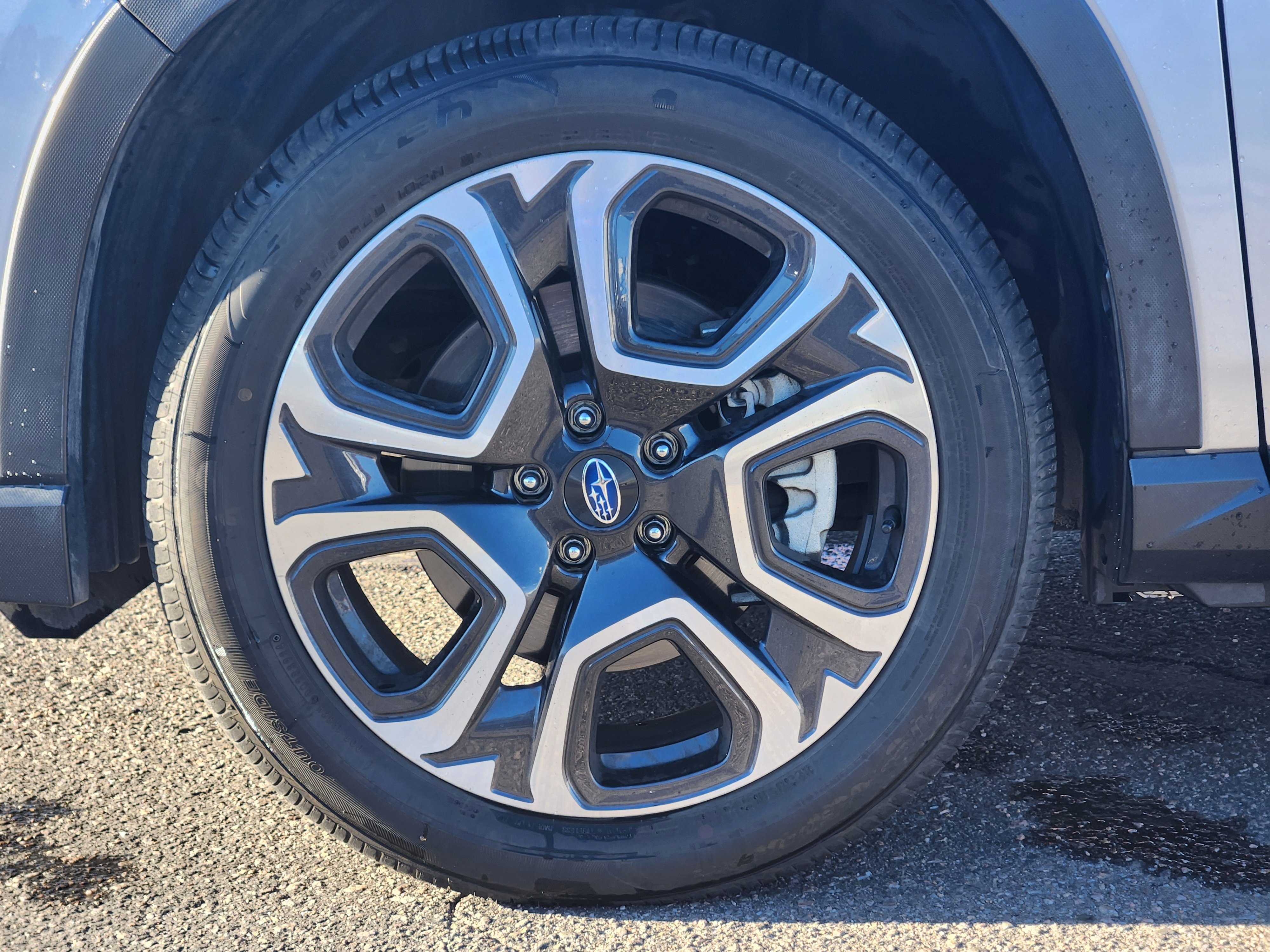 Used 2025 Subaru Ascent Limited image 21