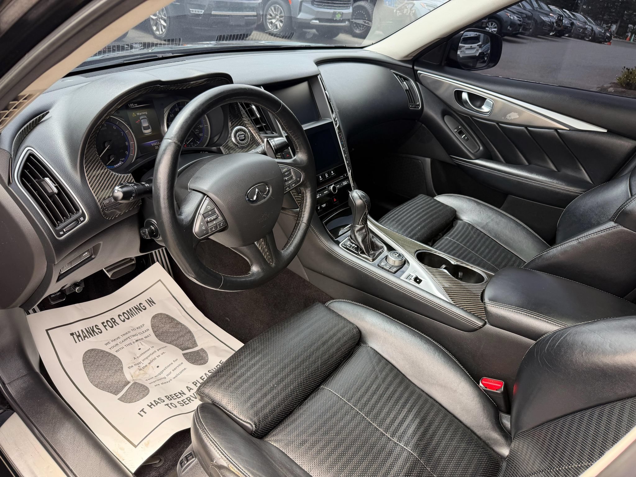 Used 2015 INFINITI Q50 Hybrid AWD w/ Navigation Package image 4