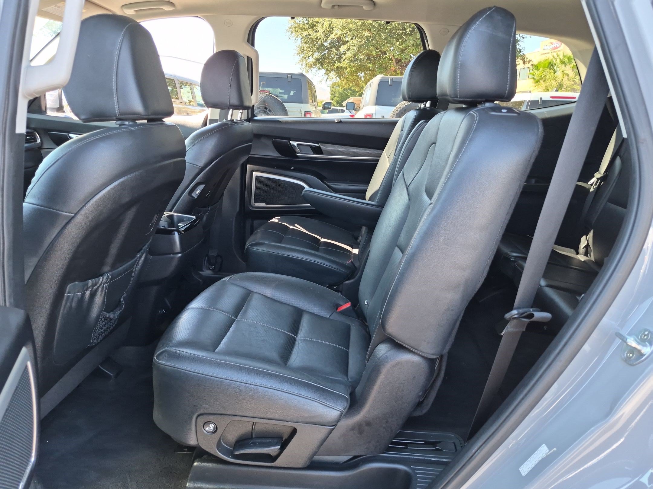 Used 2022 Kia Telluride EX w/ EX Premium Package AWD/4WD image 28