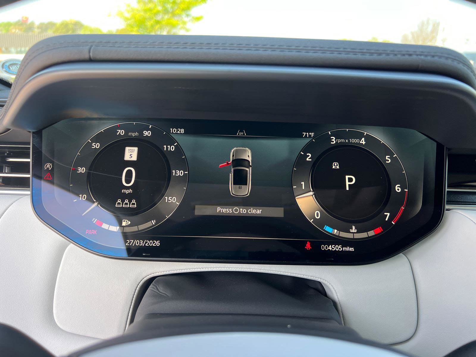 Used 2024 Land Rover Range Rover Sport SE image 27