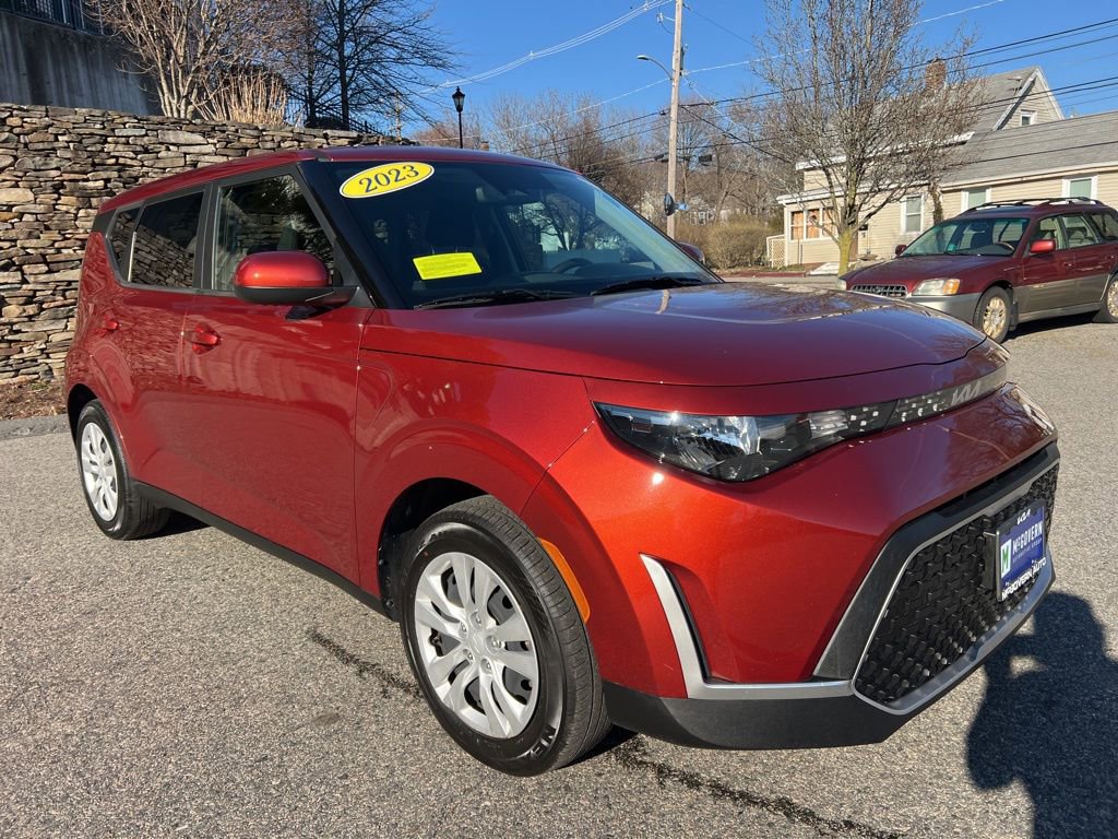 Certified 2023 Kia Soul LX image 7