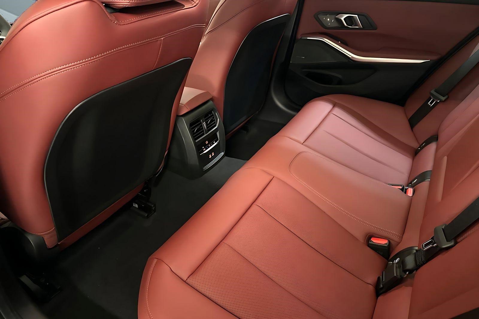 New 2026 BMW 330i Sedan w/ M Sport Package image 14